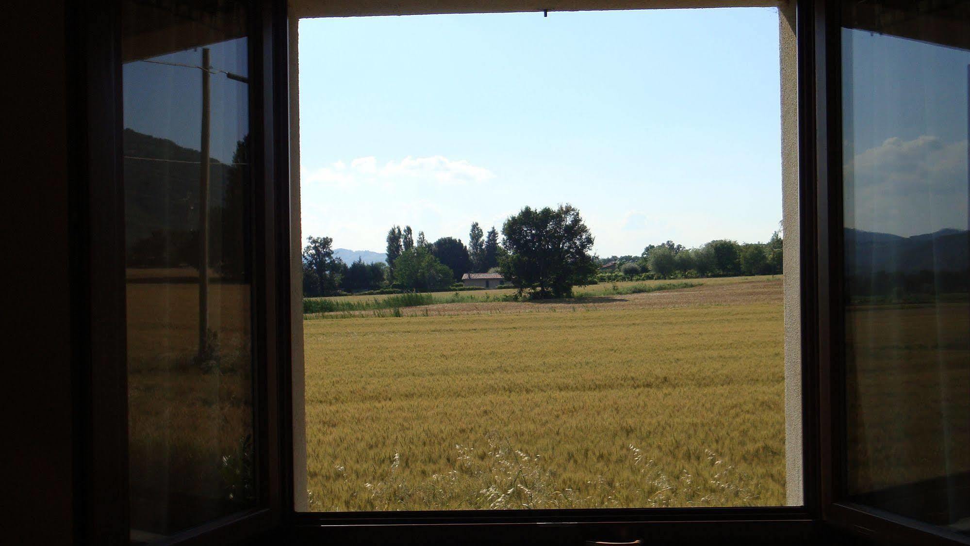 Aparthotel Fontecese Gubbio Esterno foto
