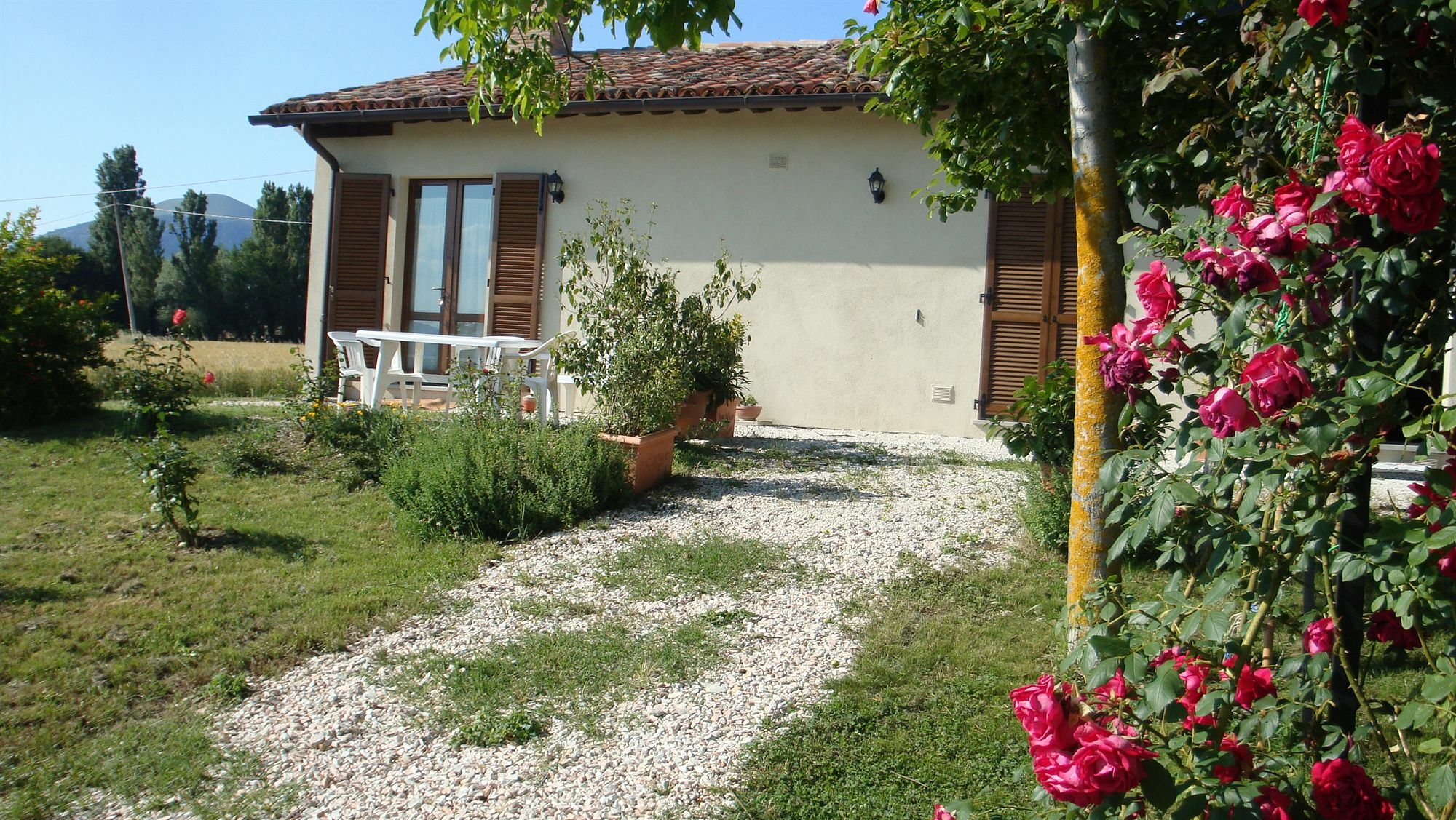 Aparthotel Fontecese Gubbio Esterno foto